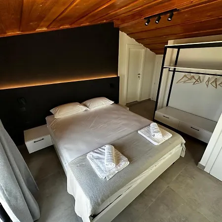 מלון דירות Lighthouse