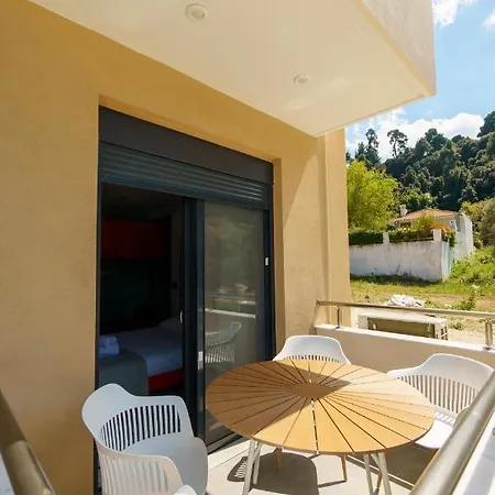 מלון דירות Lighthouse קריופיגי