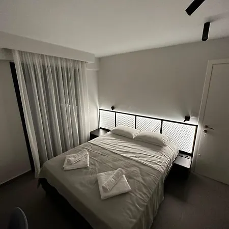 Lighthouse Aparthotel