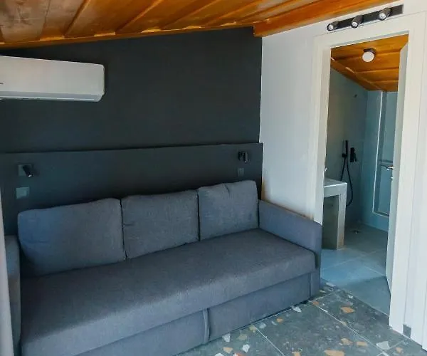 Lighthouse 4* Kriopigi