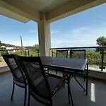 Lighthouse Apart Otel 4*