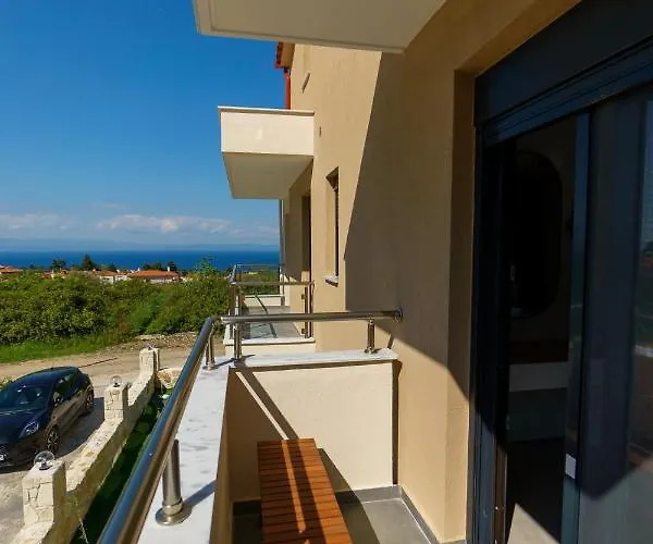 Aparthotel Lighthouse 4*