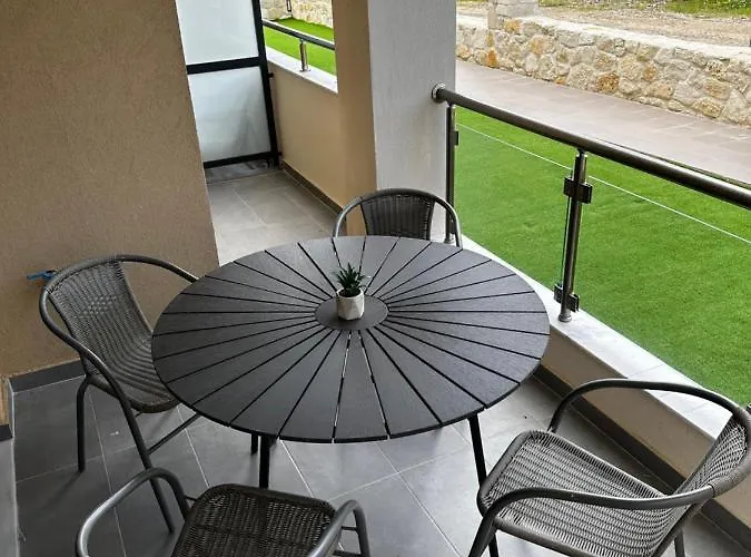 Lighthouse Aparthotel 4*