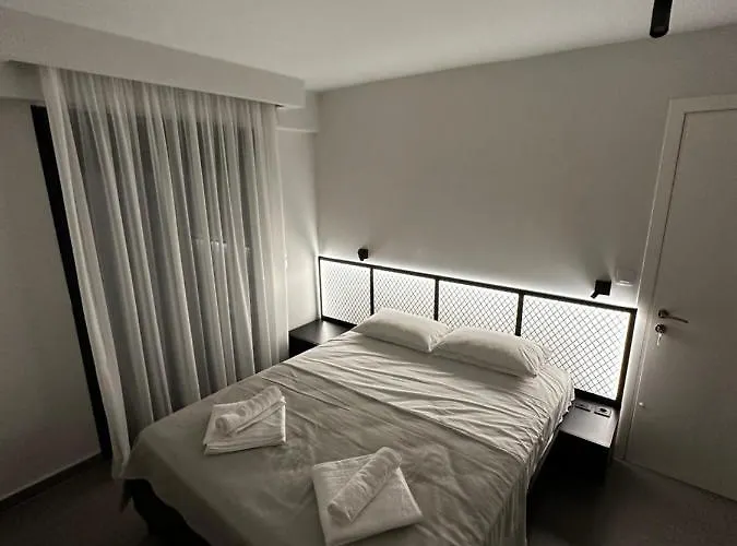 Lighthouse Aparthotel